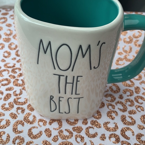 Rae Dunn Accessories - ⭐️RAE DUNN MOM MUG